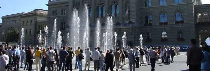 Fountains and visitors on Federal Square in Bern